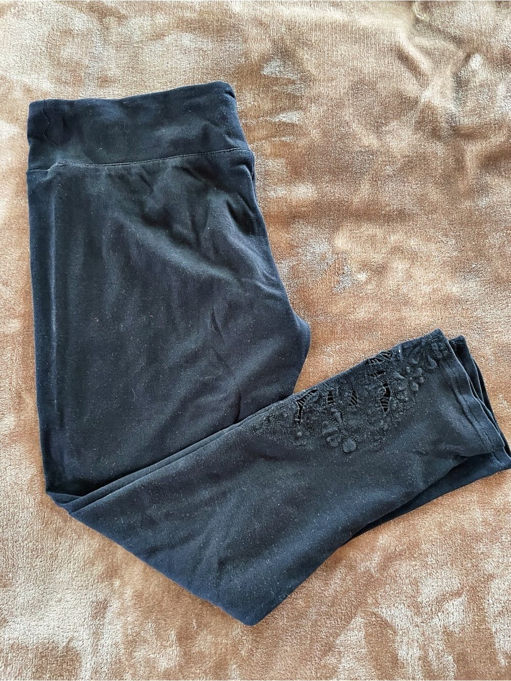 easel Black Women's Cotton Leggings with Lace Decoration 3/4 Length Size M